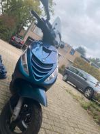 Zip 2015, Fietsen en Brommers, Scooters | Piaggio, Ophalen of Verzenden, Zo goed als nieuw, Benzine, Zip