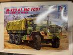 Bouwdoos 1:35 Italeri 279 M-923 A1 'big foot' truck + extra, Italeri, 1:32 tot 1:50, Nieuw, Ophalen of Verzenden