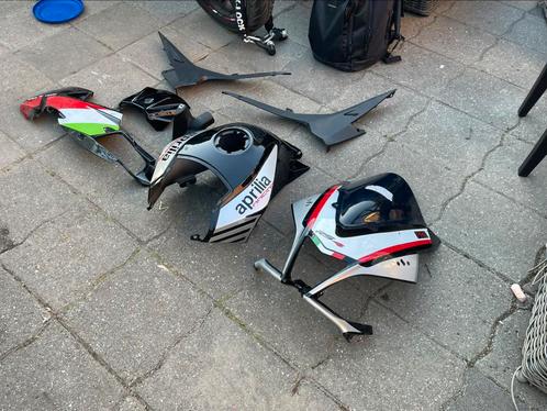 Diverse kappen Aprilia rs 4 50, Fietsen en Brommers, Scooters | Aprilia, Zo goed als nieuw, Overige modellen, Maximaal 45 km/u