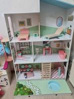 Groot Poppenhuis met Zwembad en lift - Barbie formaat, Kinderen en Baby's, Speelgoed | Poppenhuizen, Ophalen, Gebruikt, Poppenhuis
