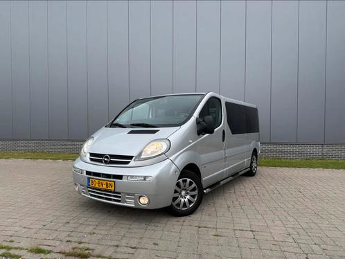 Opel Vivaro 1.9 DTI 2.9T L2h1 2005 DC|AIRCO|BULLBARS, Auto's, Bestelauto's, Bedrijf, ABS, Airbags, Airconditioning, Alarm, Bluetooth