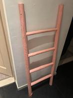 Roze ladder, Doe-het-zelf en Verbouw, Ladders en Trappen, Ophalen of Verzenden, Gebruikt, Ladder, Minder dan 2 meter