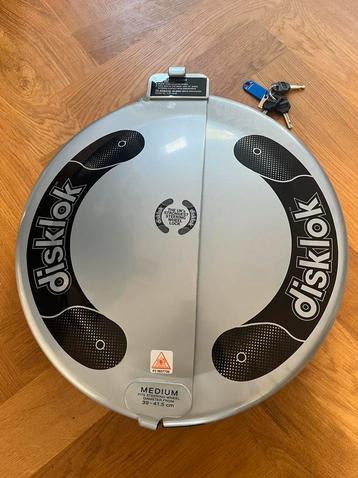 Disklok M stuurslot plus draagtas en stuurhoes beschikbaar voor biedingen