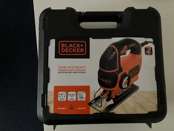 Nieuw in koffer luxe decoperzaag Black en Decker  550 Watt beschikbaar voor biedingen