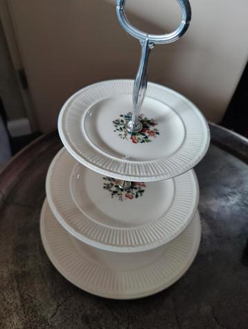 Wedgwood Conway Etagère  beschikbaar voor biedingen