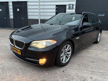 BMW 5-Serie 525D Touring 150KW Aut8 2011 Zwart beschikbaar voor biedingen
