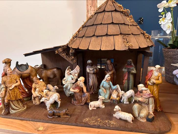 Kerstal met stenen beeldjes, Diversen, Kerst, Zo goed als nieuw, Ophalen