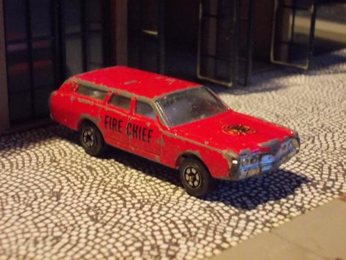 1972 Ford Country Squire Station Wagon Fire Chief YATMING, Hobby en Vrije tijd, Modelauto's | Overige schalen, Gebruikt, Ophalen of Verzenden