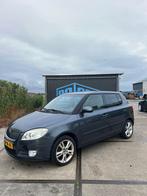 Skoda Fabia 1.6 16V Airco goedkoop nieuw apk 7/10/26 NAP✅, Voorwielaandrijving, Stof, Bedrijf, Handgeschakeld