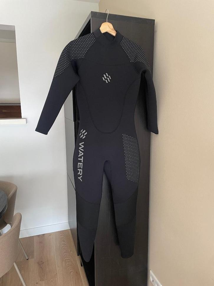 Wetsuit Watery maat M, Watersport en Boten, Watersportkleding, Zo goed als nieuw, Wetsuit, Dame, Ophalen of Verzenden