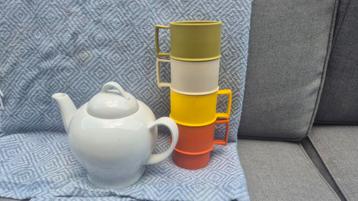 theepot beschikbaar voor biedingen
