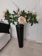 zwarte vaas met zijden bloemen, Ophalen, 50 tot 75 cm, Zwart, Glas