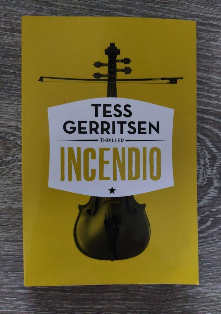 Tess Gerritsen - Incendio, Boeken, Thrillers, Zo goed als nieuw, Ophalen of Verzenden