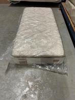 ***Nieuw*** 90x200 cm 33 cm dikte matras, Huis en Inrichting, Slaapkamer | Matrassen en Bedbodems, Ophalen, Zo goed als nieuw
