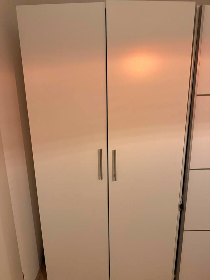 IKEA PAX kledingkast – 2 deuren, met planken en hanggedeelte, Huis en Inrichting, Kasten | Kledingkasten, Zo goed als nieuw, 200 cm of meer