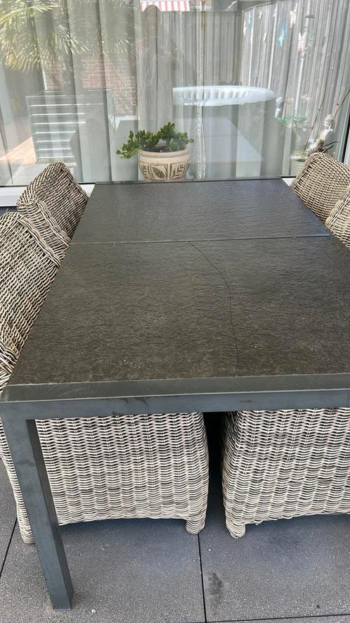 Mooie degelijke tuinset met 4 rotan stoelen, Tuin en Terras, Tuinsets en Loungesets, Gebruikt, Tuinset, Rotan, 4 zitplaatsen, Ophalen
