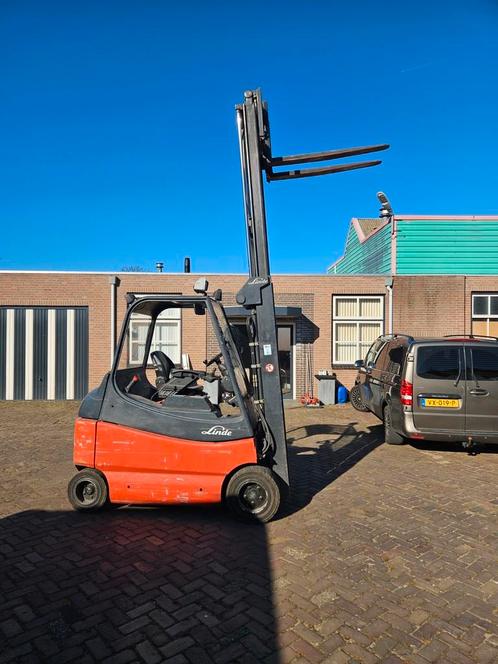 Linde E30 electrische heftruck met Accu van 2021, Zakelijke goederen, Machines en Bouw | Heftrucks en Intern transport, Heftruck