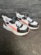 Puma Sportschoenen Maat 32, Ophalen of Verzenden, Gebruikt, Jongen of Meisje, Sportschoenen