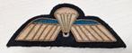 NL Oud Model Parawing / Brevet op Zwarte Stof, Ophalen of Verzenden, Marine, Nederland, Lintje, Medaille of Wings