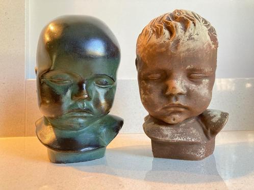 2 beeldjes sculpturen PERKEO 30 en 240 V.V. samen 10 euro!!, Antiek en Kunst, Kunst | Beelden en Houtsnijwerken, Ophalen of Verzenden