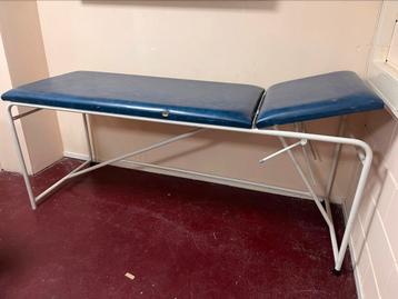 Massagetafel beschikbaar voor biedingen