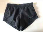 Nike sportbroekje mast 122-128, Ophalen of Verzenden, Zo goed als nieuw
