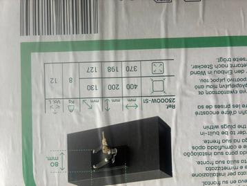 Verborgen Stopcontact Kluis beschikbaar voor biedingen