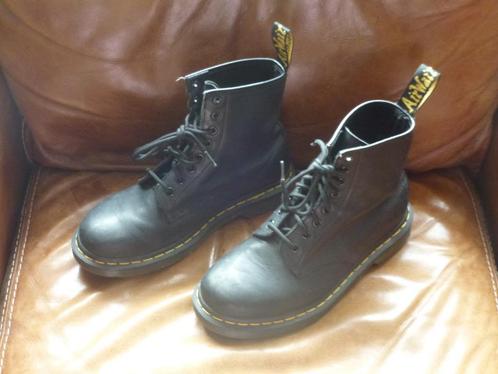 Dr Martens zgan de orginele mooie staat zwart leer mt 41, Kleding | Dames, Schoenen, Zo goed als nieuw, Lage of Enkellaarzen, Zwart