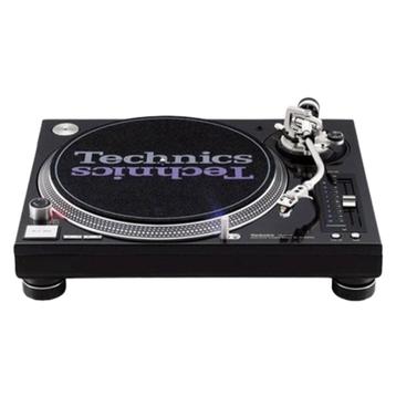 Set 2 Technics SL 1210 SL1210 M5G SL1210M5G vinyl dd beschikbaar voor biedingen