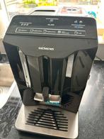 Siemens EQ.300 Koffiezetapparaat, Ophalen, Afneembaar waterreservoir, Gebruikt, Koffiemachine