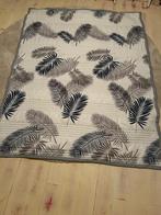 Sprei of deken zgan  150 x 200 bed sprei twee zijdig, Ophalen of Verzenden, Zo goed als nieuw