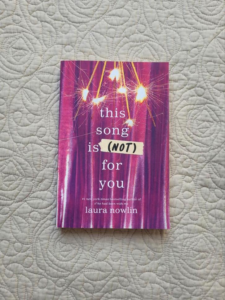 This song is (not) for you - Laura Nowlin, Boeken, Taal | Engels, Zo goed als nieuw, Fictie, Ophalen of Verzenden