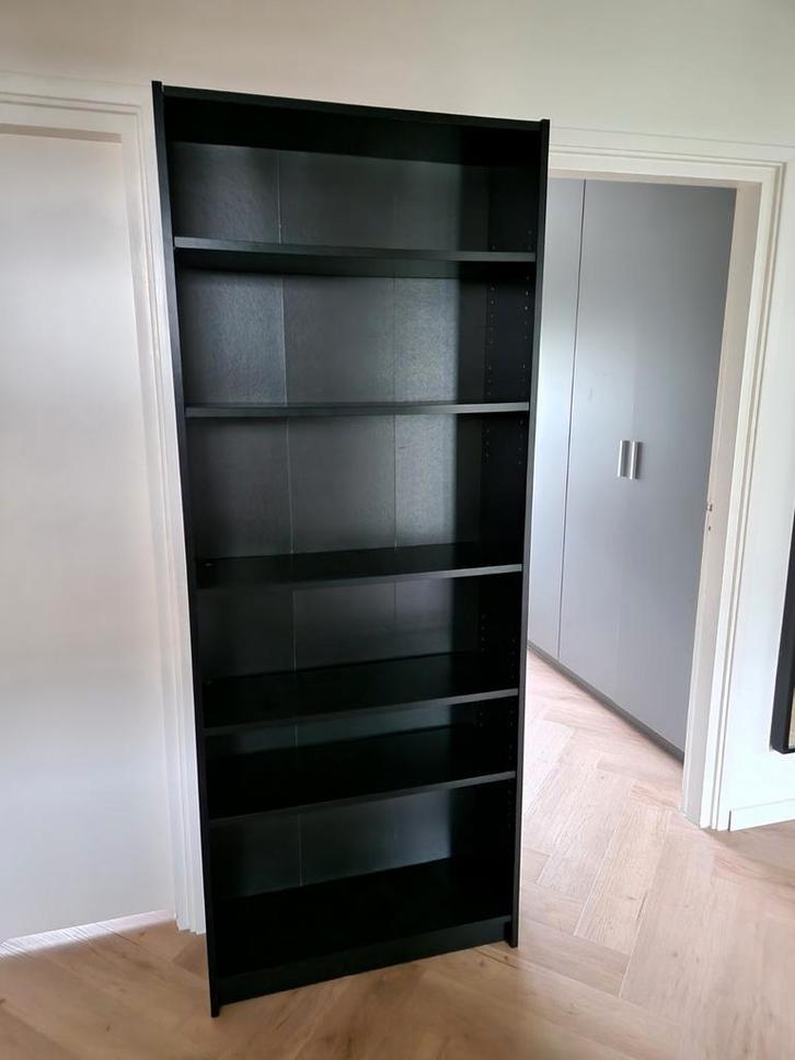 Billy boekenkast van ikea, Huis en Inrichting, Kasten | Boekenkasten, Zo goed als nieuw, 50 tot 100 cm, 200 cm of meer, 25 tot 50 cm