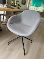 4x lichtgrijze kuipstoelen / eetkamer stoelen, Huis en Inrichting, Stoelen, Ophalen, Zo goed als nieuw, Metaal, Vier