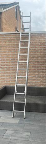 Uitschuifbare Aluminium Ladder - 4+ Meter, Doe-het-zelf en Verbouw, Ladders en Trappen, Ophalen, Gebruikt, Ladder, Opvouwbaar of Inschuifbaar