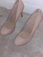 Nieuwe nude lak platform hakken maat 38, Ophalen of Verzenden, Nieuw, Beige, Schoenen met hoge hakken