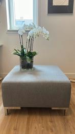 zgan vierkante lichtgrijze poef 75x75x43cm, Huis en Inrichting, Banken | Voetenbanken en Poefen, Vierkant, Zo goed als nieuw, 75 tot 100 cm