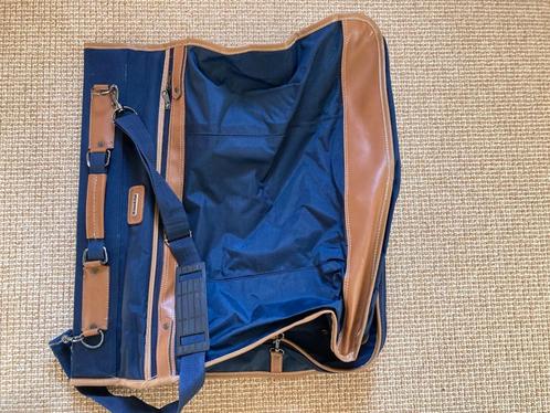 Travelbag, Sieraden, Tassen en Uiterlijk, Koffers, Zo goed als nieuw, Zacht kunststof, 70 cm of meer, 55 cm of meer, Slot, Ophalen of Verzenden