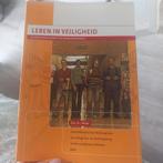 P.I. Teitler - Leren in veiligheid, Ophalen, Zo goed als nieuw, P.I. Teitler
