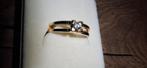 18 karaat gouden ring met briljant, Sieraden, Tassen en Uiterlijk, Ringen, Ophalen of Verzenden, Zo goed als nieuw, 17 tot 18