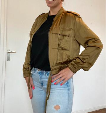 Bomber jack van Bershka maat S beschikbaar voor biedingen