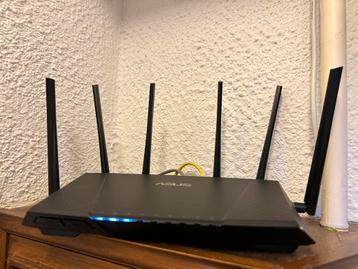 Asus RT-AC3200 Tri-band router beschikbaar voor biedingen