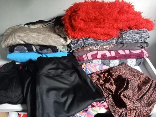 Grote doos vol meisjeskleding maat 164 - XS, Kinderen en Baby's, Kinderkleding | Kinder-kledingpakketten, Zo goed als nieuw, Maat 164