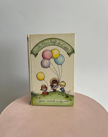 Welke kleur heeft de liefde van Joan Walsh Anglund vintage beschikbaar voor biedingen