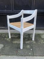 Cassina, Carimate design stoel, Vico Magistretti jaren ’70, Huis en Inrichting, Stoelen, Ophalen, Riet of Rotan, Gebruikt, Wit