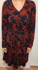 jurk boven de knie kleur donker blauw en terracotta, Maat 38/40 (M), Overige kleuren, Ophalen of Verzenden, Zo goed als nieuw