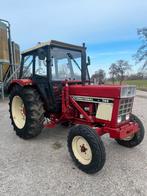 International 744, Zakelijke goederen, Ophalen