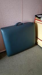 Mooie brede massagetafel, Sport en Fitness, Massageproducten, Ophalen, Zo goed als nieuw, Massagetafel