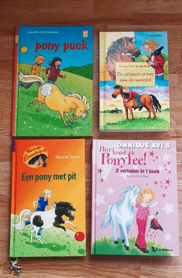 Te koop: 4 leuke Paardenboekjes beschikbaar voor biedingen