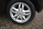 Renault Clio 1.2-16V Authentique 5DRS, '06 Airco|Elekt,pakke, Voorwielaandrijving, Startonderbreker, 4 cilinders, Zwart